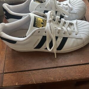 Adidas Superstar White with Black Stripes women’s Sneakers. Size 9